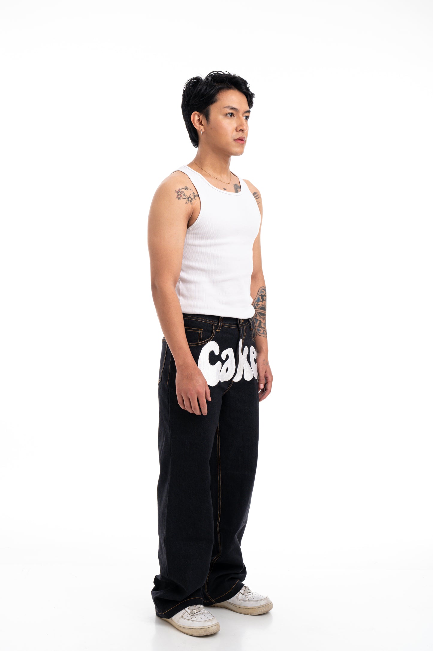 WHITE CAKE DENIM (FRONT PRINT)
