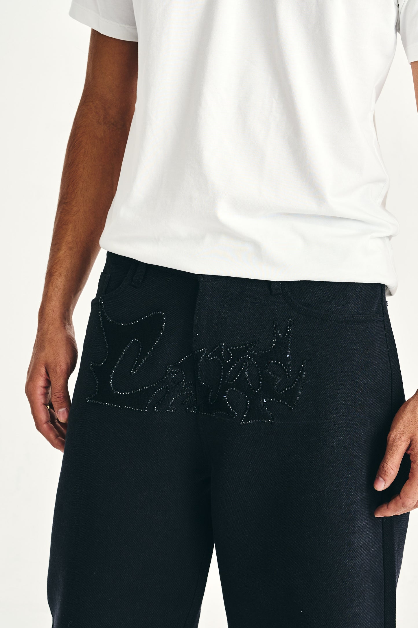 NOIR RHINESTONE DENIM