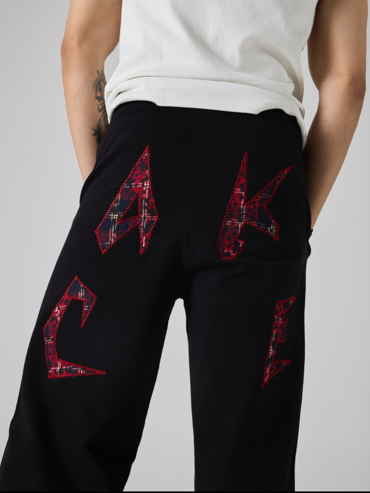 TRACKPANTS MEN