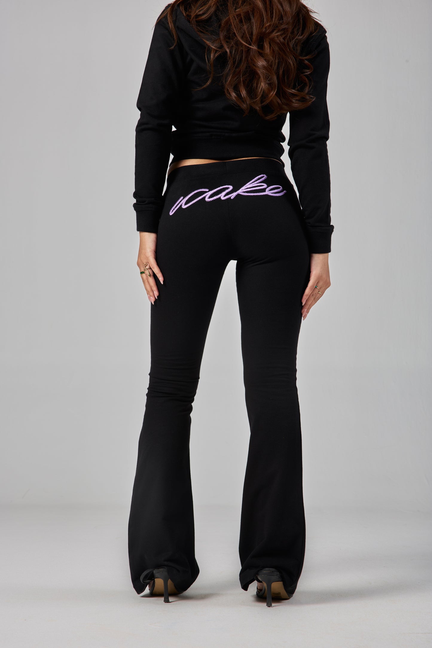 IRIS TRACKPANTS