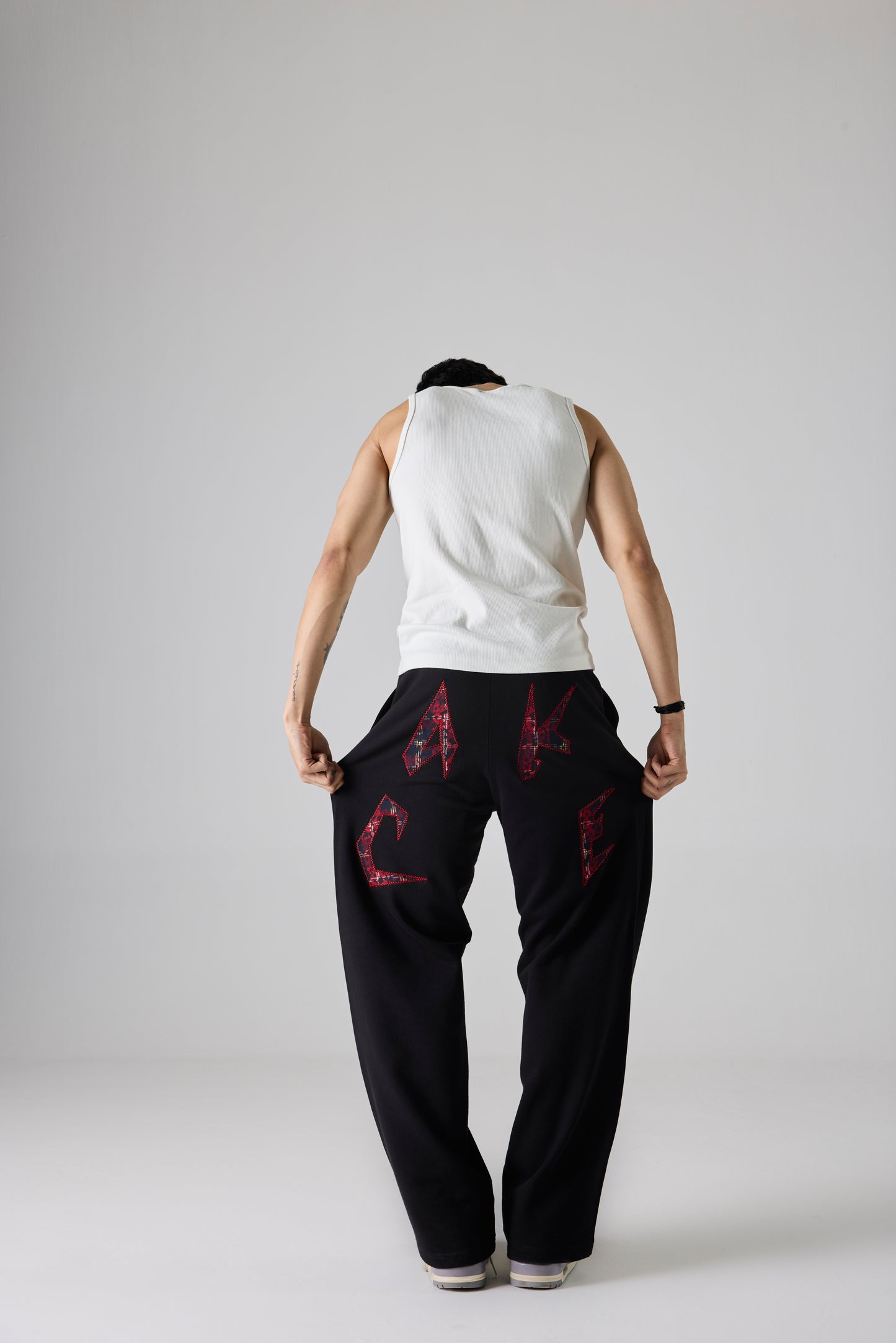 FLANNEL TRACKPANTS